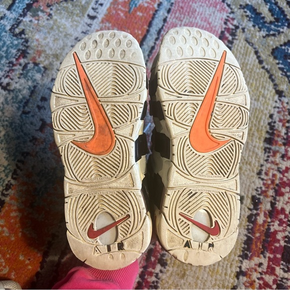 Nike Air More Uptempo '96 Hoops Photon Dust University Red big kids size 5.5 - Picture 6 of 7